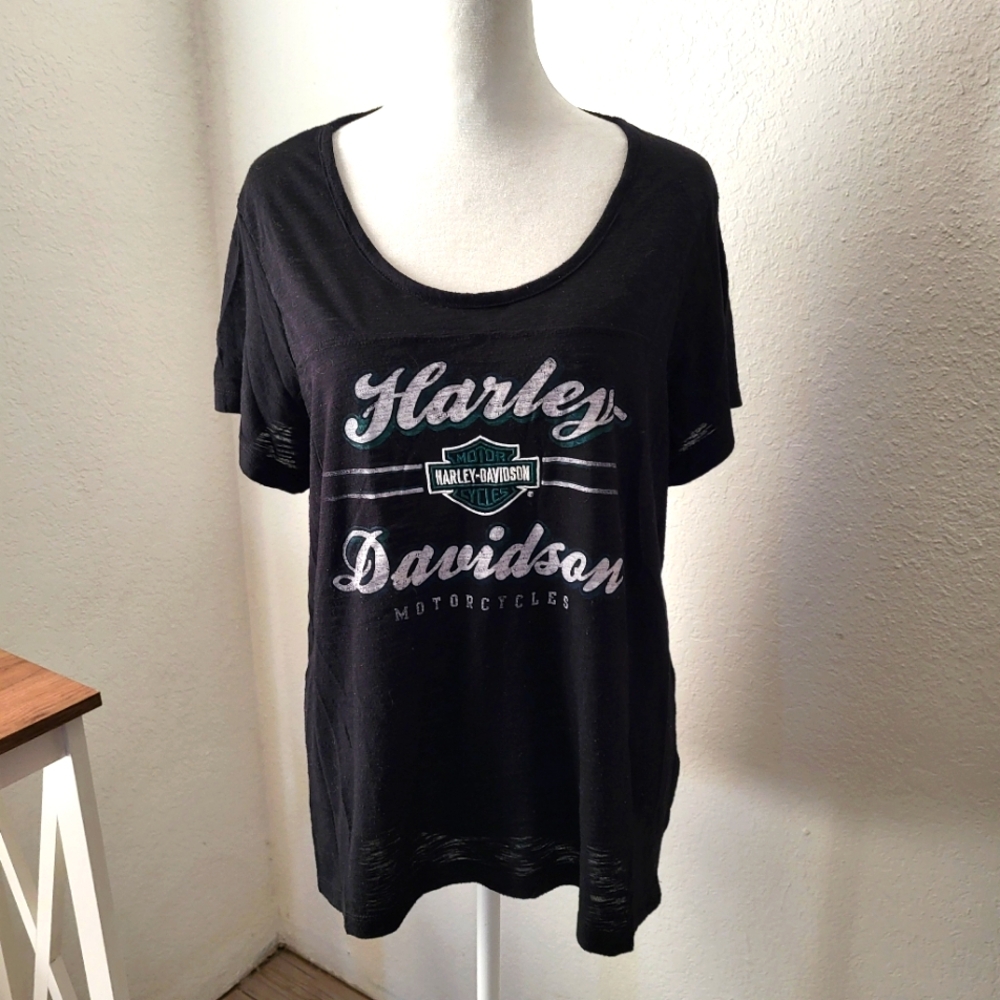 Womens HD shirt